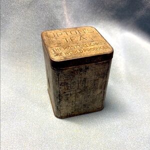 Vintage Lipton Tea Tin Box
